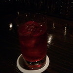 クランベリージュースは、濃く、苦味のある旨さ♪