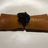 眞善美 - 玉蜀黍の春巻き キャビア乗せ