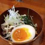 俺の中華たなか家 - 「まかない飯」をアップで♯ピントΦがぁ(゜o゜;