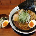 俺の中華たなか家 - 「淡口らーめん」＆「まかない飯」着丼＼(^o^)／