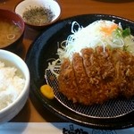 だるま家 - ロースかつ定食