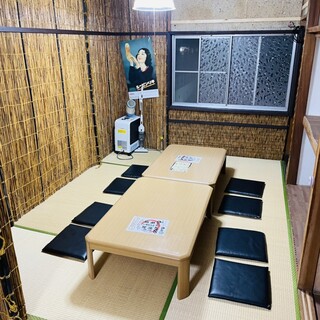 You can enjoy a relaxing party in the tatami room♪