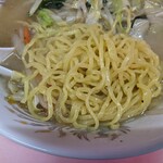 東海楼 - タンメンの麺