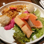Oushuu Robata Sendai Ekitenkai - 秋限定チョイ飲みセットのみやぎサーモンと里芋のフィッシュアンドチップス