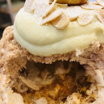 かき氷店 小桃 - 中には煮りんご〜