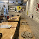 サッカバッカ - 可愛い内装の店内♪