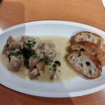 鉄板焼とお好み焼 みしまや - トリモモの軽い煮込み