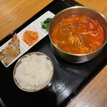 Sumika - ユッケジャンスープ定食