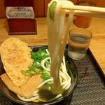 驛麺家 - 天ぷら きつね とろろうどん の麺の状態 (2022.11/上旬)