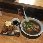 支那そば餐休 - 料理写真: