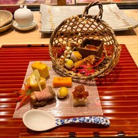 寿司 はせ川 心斎橋本店 - 前菜/カマス丹波揚げ、南瓜プリン、鴨ロース煮、厚焼き玉子、石川小芋柚子味噌焼き、じゃが芋カステラ、貝柱雲丹焼き、穴子東寺揚げ、煎り銀杏