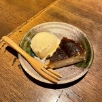 炉端と日本酒 魚丸 - 喜楽長バスクチーズケーキ
