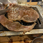 h Oosaka Yakiniku Horumon Futago - 