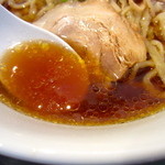 醤油らーめん　スープアップ