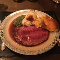 ロウリーズ・ザ・プライムリブ 恵比寿ガーデンプレイス店 - 