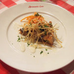 ブラッスリー・グー - マッシュルームのタルト ヨーグルトソース(Aランチの前菜)