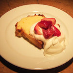 カフェ マメヒコ - いちごケーキ(650円)