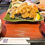 大戸屋ごはん処 - 北海道産秋鮭と木の子のミックスフライ定食