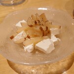 kichijoujinikubaruizakayatantobi-no - いぶりがっこクリームチーズ