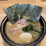 紫蔵 - ラーメン（並）