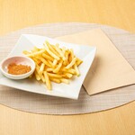 Crunchy potato fries (consomme)