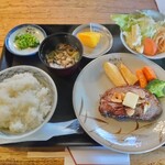 Nikuno Yashiro Aokitei - ステーキ定食