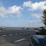 味くらべ - 目の前は海岸線