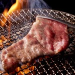Grilled Hida beef “Saitobi” large-sized premium loin shabu