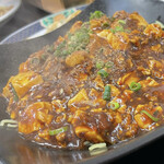 中華食堂 東魁 - 麻婆豆腐たっぷり！麺窒息系