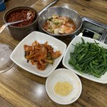 明洞タッカンマリ - 2019/11/11にんにく、ニラ、辛みそはつけダレ用