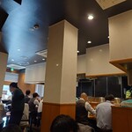 東京タンメン トナリ - 男性客大半で満員御礼！女性お一人様の私だって、美味しいから気にしない笑