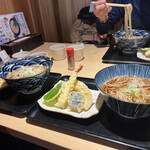 そば屋てんとろ - 天ぷら蕎麦×3