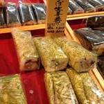 さかなやの寿司 - 食べ応えのある「焼き鯖生姜巻(210円)」　こちらも美味♪