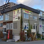 Champon Ikkaku - 店舗外観。この撮影時にカギが・・・