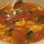 福建家庭料理 旬の香 - トマトの旨味と酸味を活かした、
      トロッとしたスープ
      「トマトと玉子のスープ」