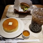 モスバーガー - 全体図。