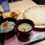 うどん家 八重桜 - 