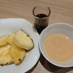 フォルクス - パイナップル、コーヒーゼリー、コーンポタージュ