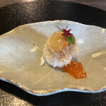 日本料理 まめぞう - 蟹のお寿司、イクラ添え