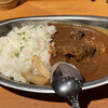 sakabaajitoyoya - 牛すじカレー1100円