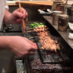 鳥しき - 強火の近火