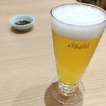 Aduma Zushi - グラスビール_385円