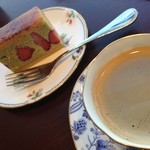 洋食ビストロ ドンピエールハート - ケーキとコーヒー