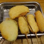 Kushikatsu Dengana - 串かつ５本セット