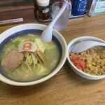 8番らーめん - Bセット　塩味
