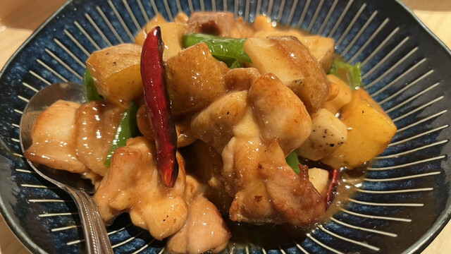 三茶 伊右衛門 玄米茶(手売り用)P600ml (4901777428829) の仕入れ・箱買い