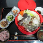 心の宿 - 料理写真:昼はお好きなランチメニューを選べます。