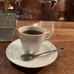 COFFEE HALL くぐつ草 - こういうカップ好きだけど、なんかお店の雰囲気と合わない気がしたー。