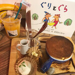 絵本カフェ Storybook - 