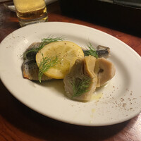 カルネジーオ イースト - 